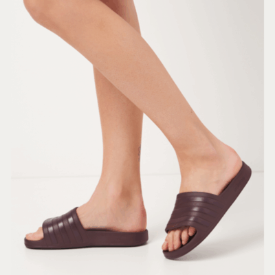 ADILETTE AQUA – Image 5