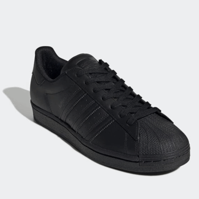 SUPERSTAR – Image 2