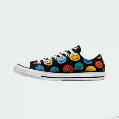 CHUCK TAYLOR ALL STAR – Image 1