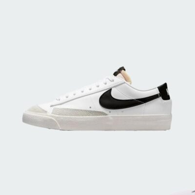 BLAZER LOW 77 – Image 1