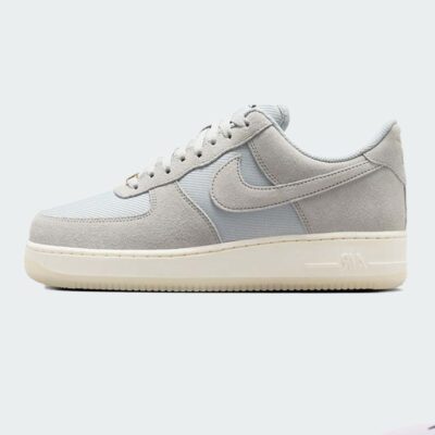 AIR FORCE 1 07 LV8 GIFT – Image 1