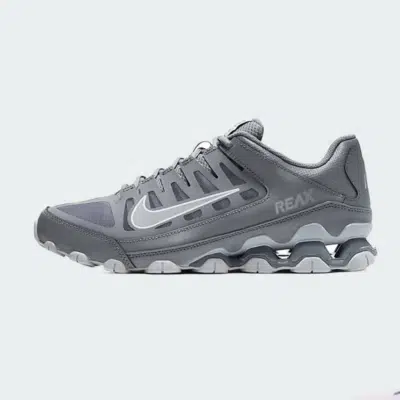 NIKE REAX 8 TR MESH – Image 1