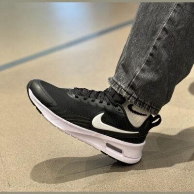 NIKE AIR MAX NUAXIS – Image 5
