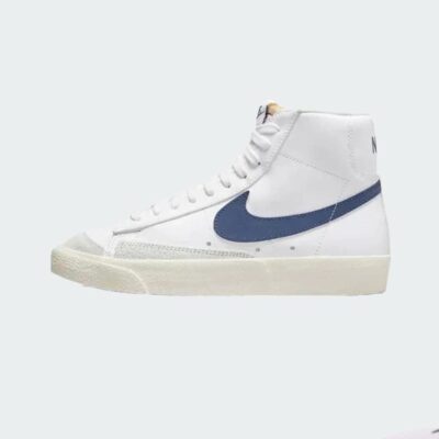 BLAZER MID 77 – Image 1