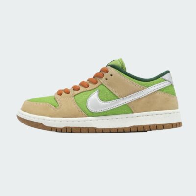 SB DUNK LOW PRO WC – Image 1