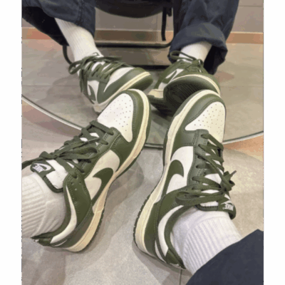 DUNK LOW RETRO BTTYS – Image 5